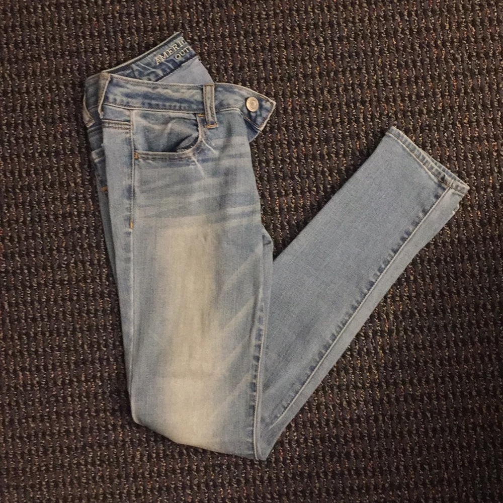 Light wash AE jeggings